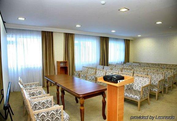 Hotel O Azamat Astana Business foto